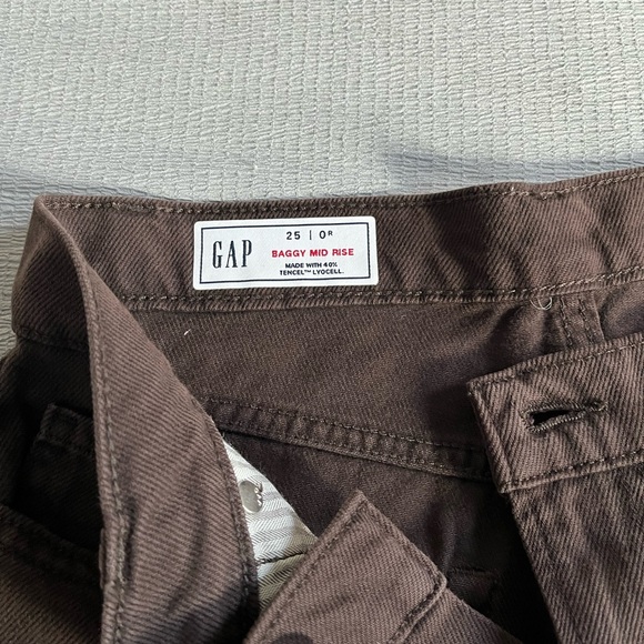 GAP Denim - Gap Brown Baggy Mid Rise Jeans (NWOT)
